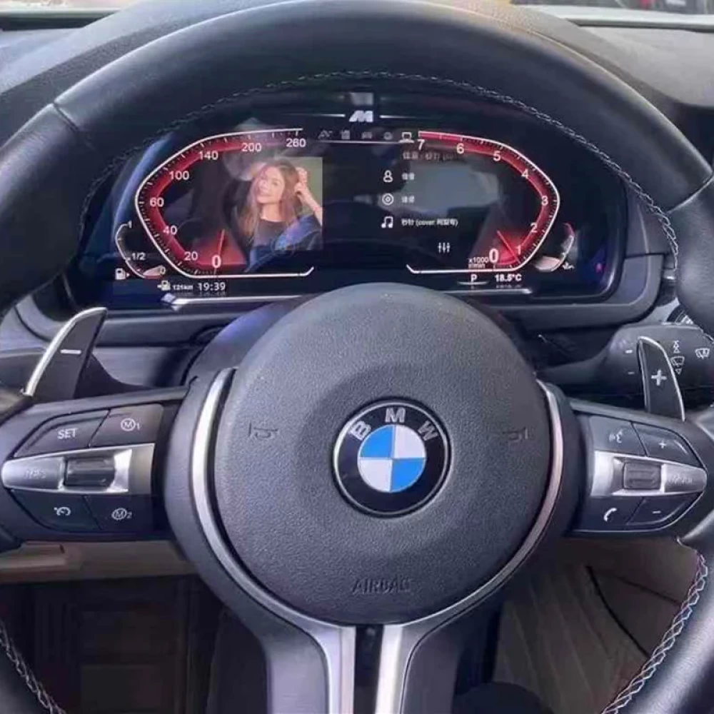 BMW X5 (F15) & X6 (F16) İçin 12.3 inç Dijital LCD Gösterge Paneli ve Hayalet Ekran Yükseltmesi