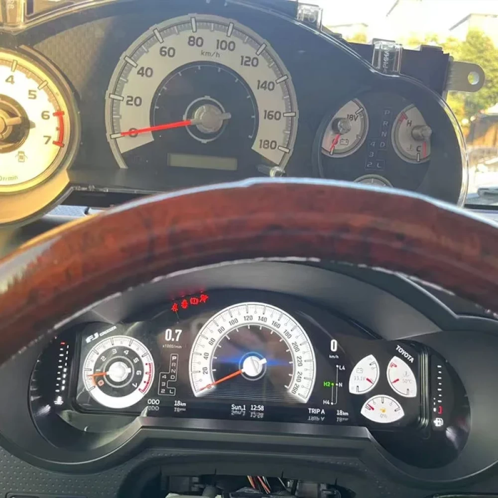 Toyota FJ Cruiser (2007-2021) İçin 12.3 inç Dijital Hayalet Ekran Gösterge Paneli Yükseltme Kiti