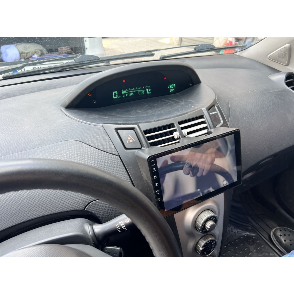 TOYOTA YARİS MULTİMEDYA CARPLAY-AND AUTO 4+32GB