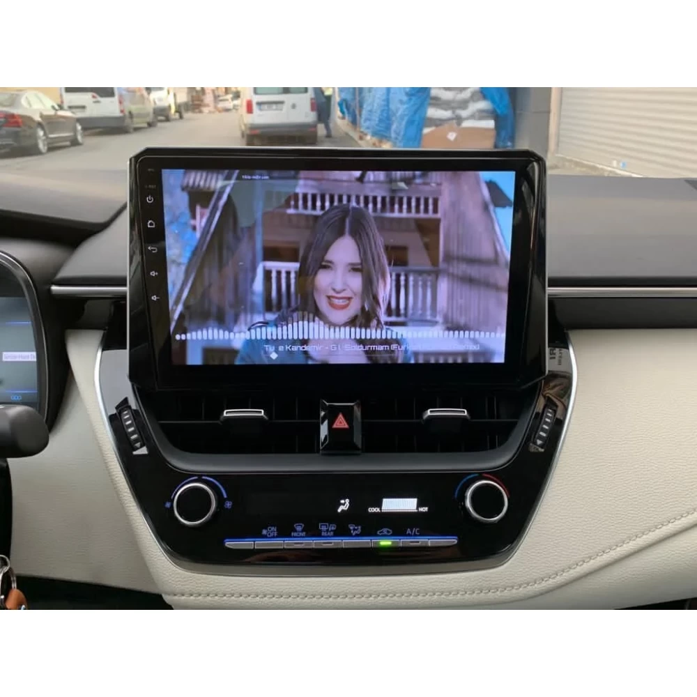 TOYOTA COROLLA SON KASA MULTİMEDYA CARPLAY-AND AUTO 4+32GB
