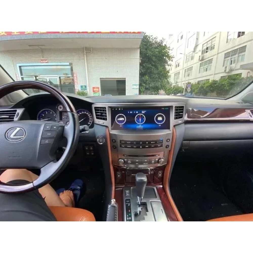 Lexus LX570 (2007-2015) İçin 12.3 İnç Android Multimedya Sistemi