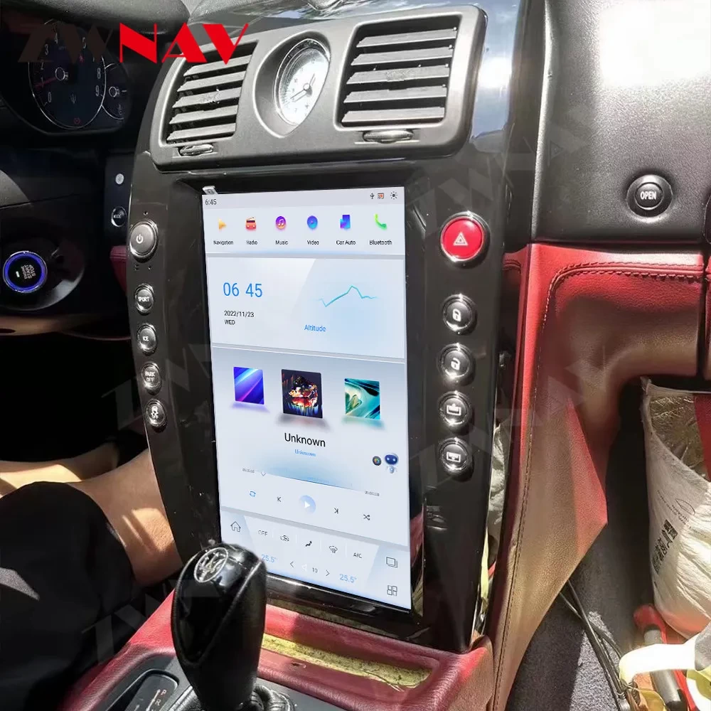 Maserati Quattroporte (2008-2012) 13.9 inç Android 14.0 Tesla Style Multimedya Sistemi