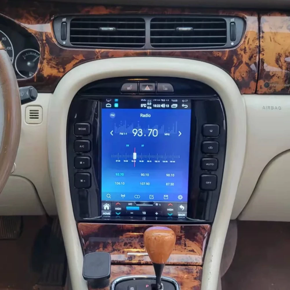 Jaguar X-Type (2004-2009) Uyumlu 9.7 inç Tesla Stil Premium Android 13 Multimedya Sistemi