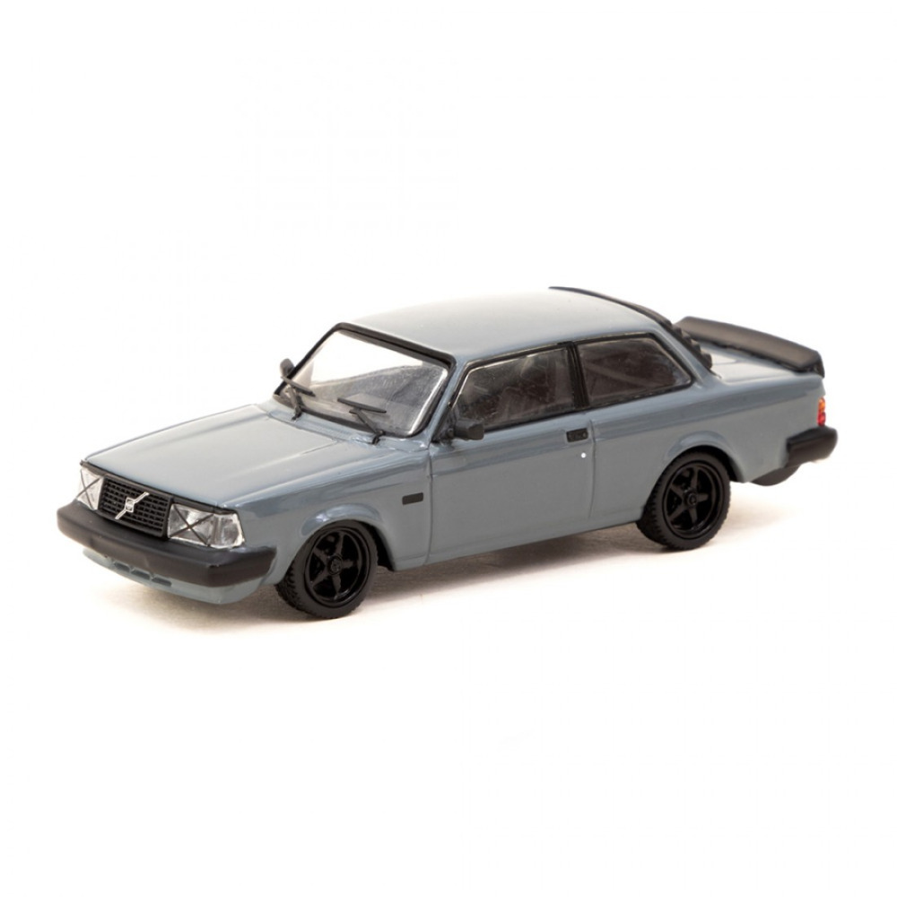 Tarmac Works 1/64 Volvo 242 Custom Grey – İskandinav Tankının Modern Yorumu