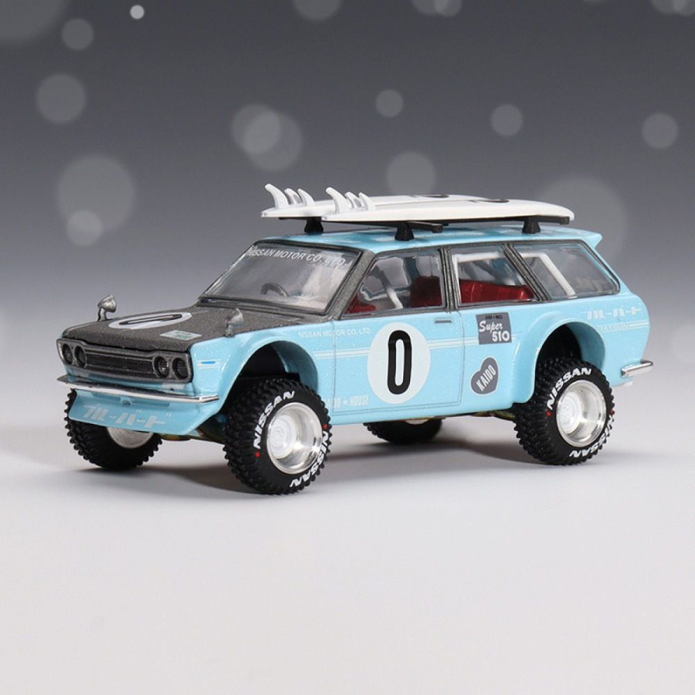 Mini GT x Kaido House 1/64 Datsun KAIDO 510 Wagon 4x4 Winter Holiday Edition – Kış Masalı Başlıyor