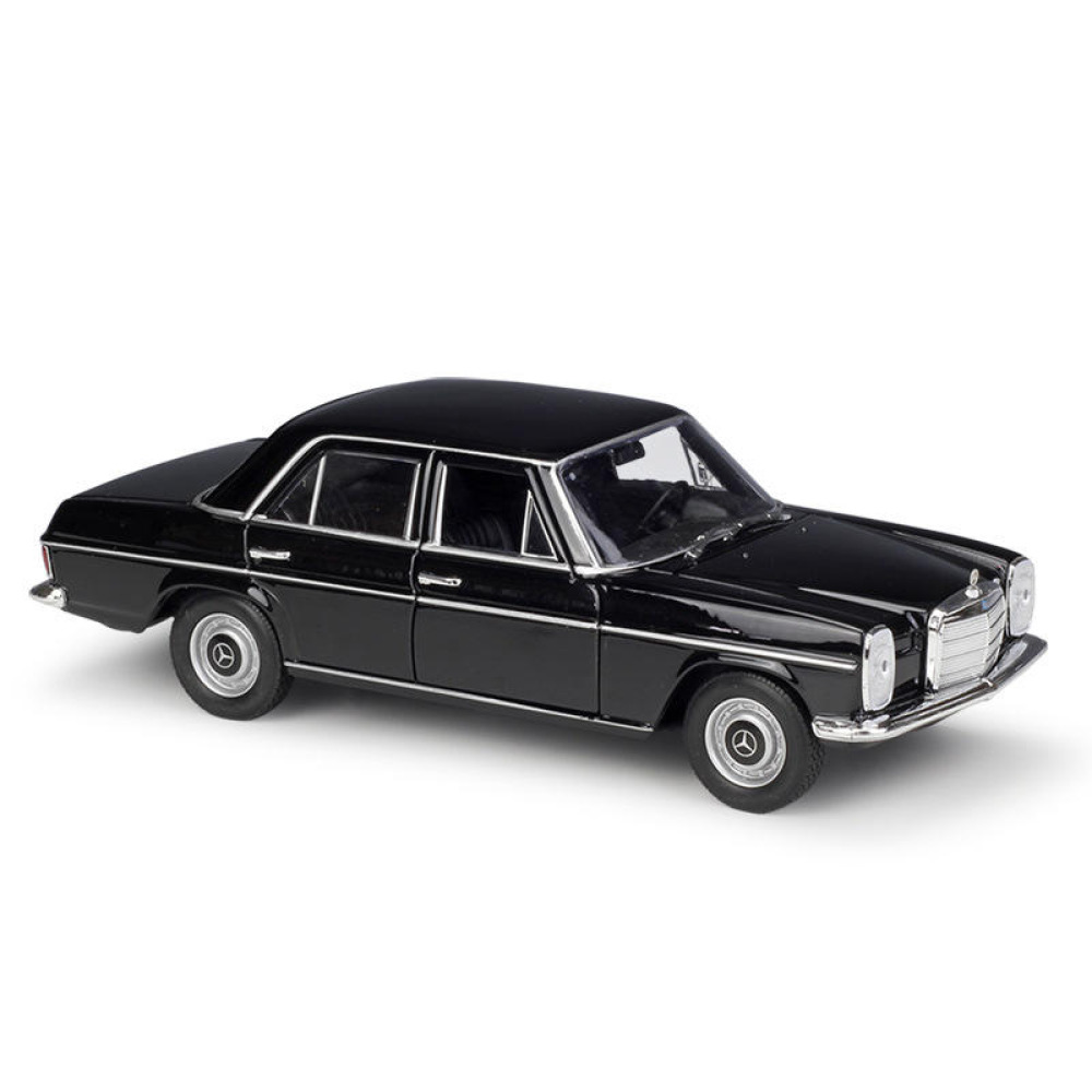 Welly 1/24 Mercedes-Benz 220 Diecast Alman Otomobil Tarihinin Sarsılmaz Prestiji ve Klasik Şıklığı