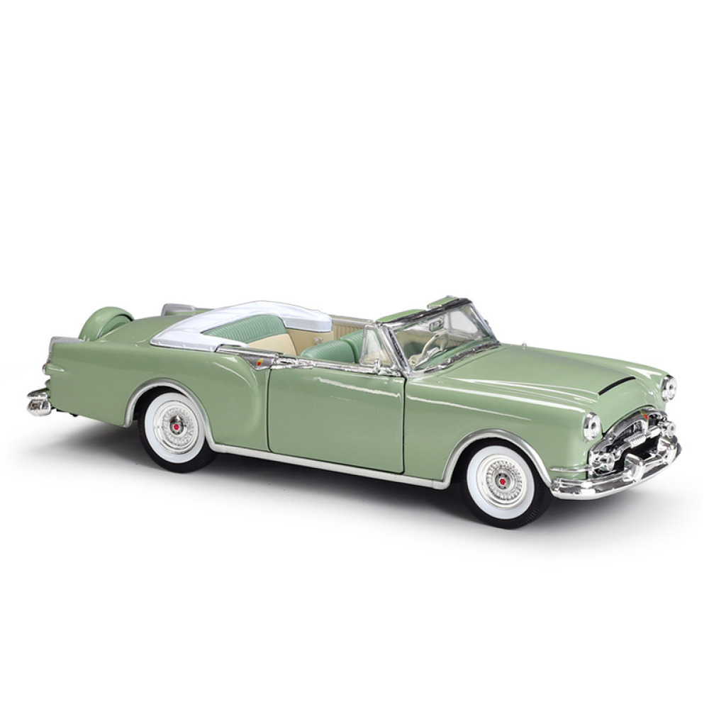 Welly 1/28 1953 Packard Caribbean Diecast Klasik Amerikan Rüyasının Metalik Yansıması