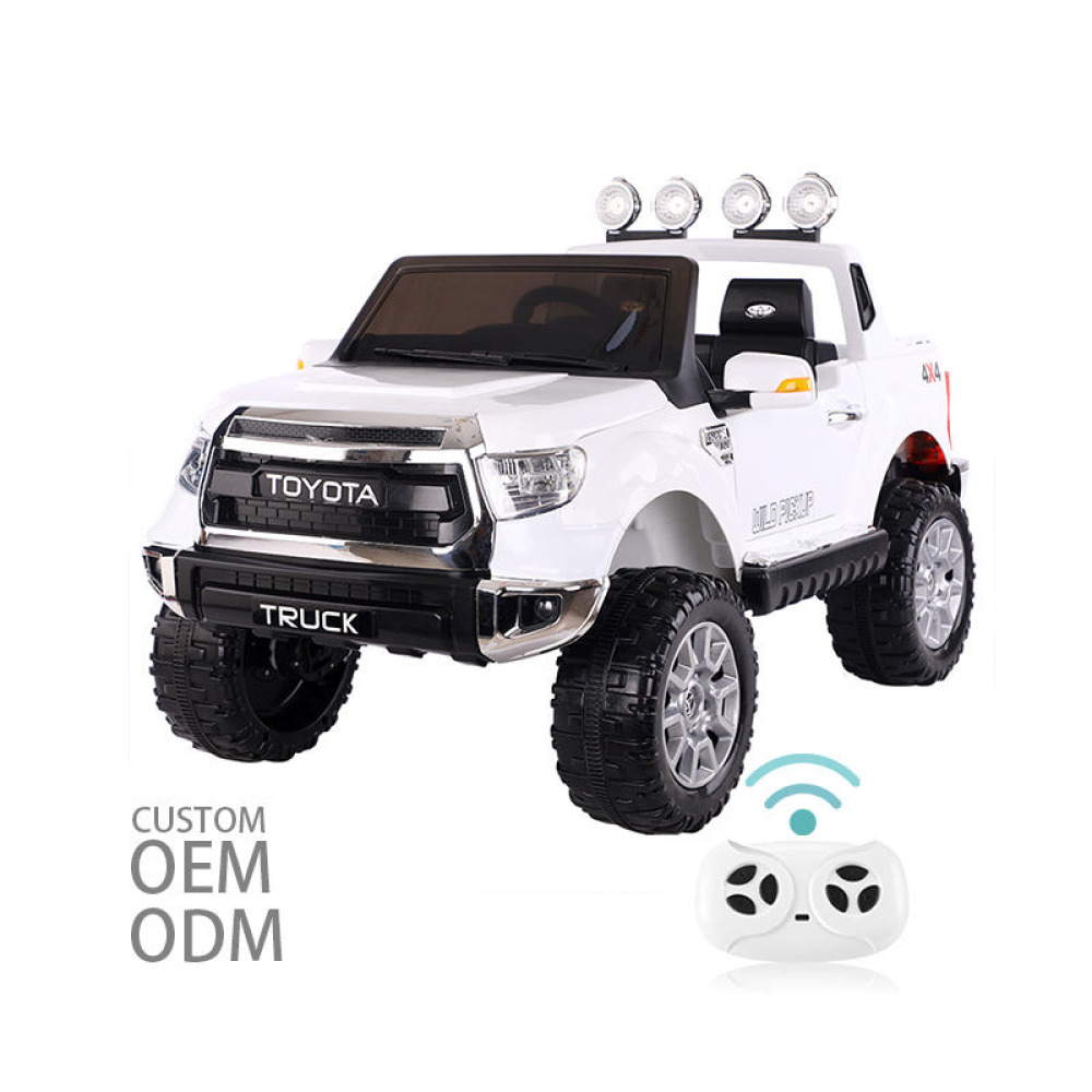 12V Licensed Toyota Hilux - Orijinal Lisanslı, Çift Kişilik, Eva Tekerlekli, Deri Koltuklu, Amortisörlü ve 2.4G Uzaktan Kumandalı Akülü Dev Pick-Up