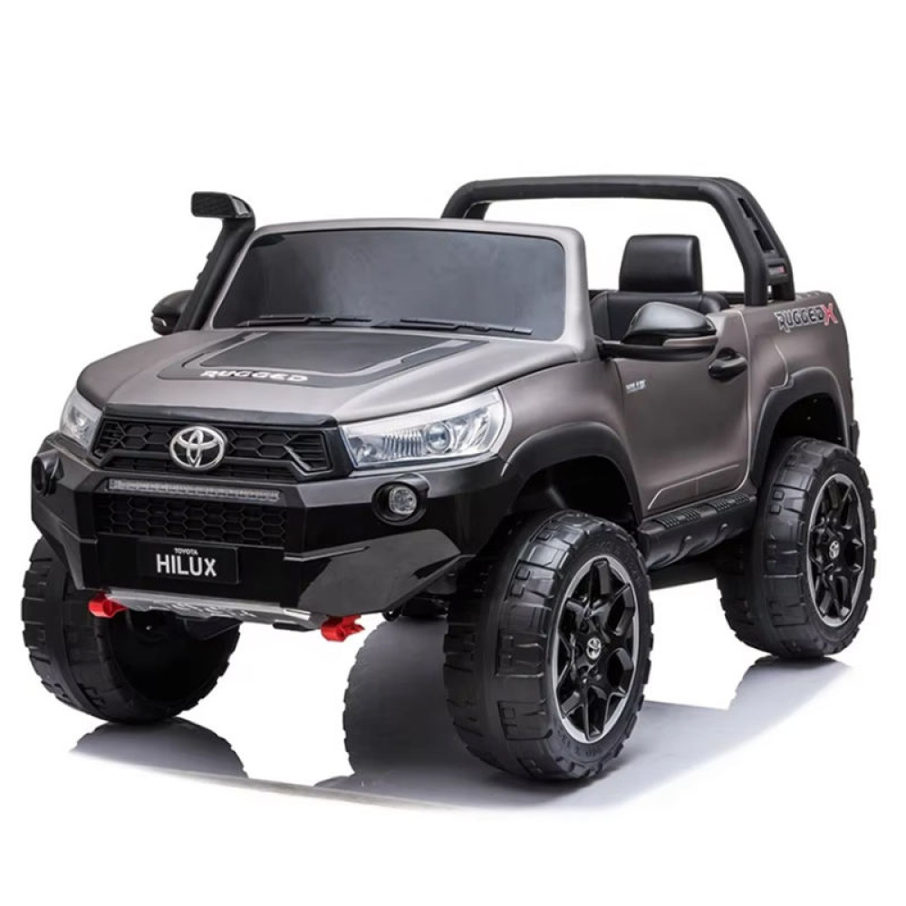 12V Licensed Toyota Hilux - Çift Kişilik Geniş Koltuklu, 4WD/2WD Seçenekli, Açılır Kaput ve Bagajlı, Eva Tekerlekli Lüks Akülü Pick-Up