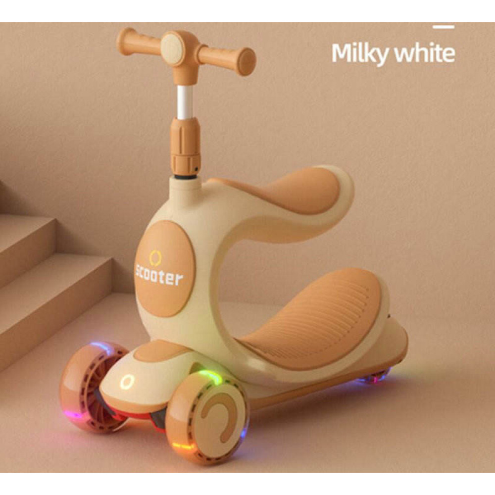 3'ü 1 Arada Fonksiyonel Müzikli ve Işıklı Çocuk Scooterı