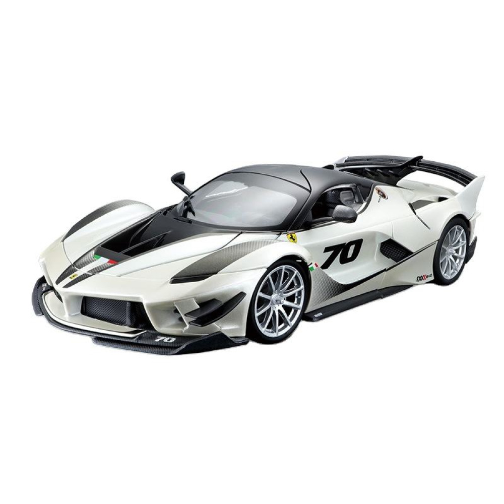Bburago 1/18 Ferrari FXX K EVO Diecast Pistlerin Kurallarını Bozan İtalyan Mühendislik Sanatı
