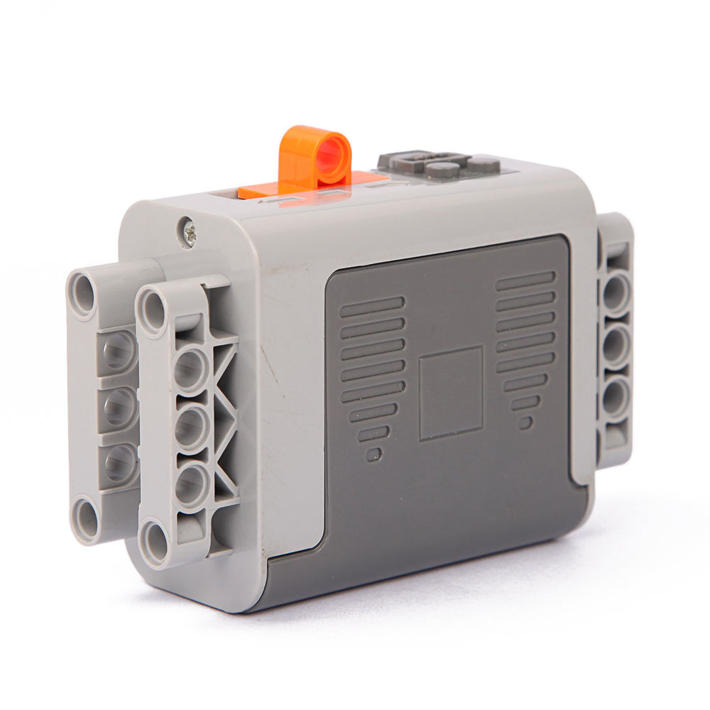 EduWeDo No. 8881 Teknik Pil Kutusu (Power Functions Battery Box) – Robotik Enerji Merkezi ve Taşınabilir Güç İstasyonu